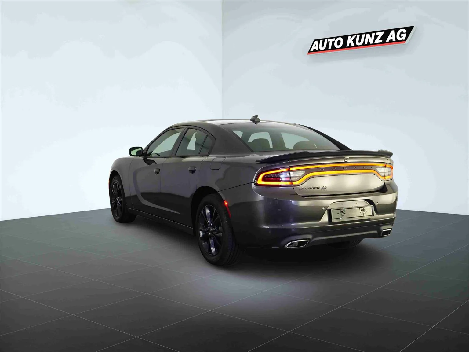 Dodge Charger 3.6 V6 SXT AWD  Image 2