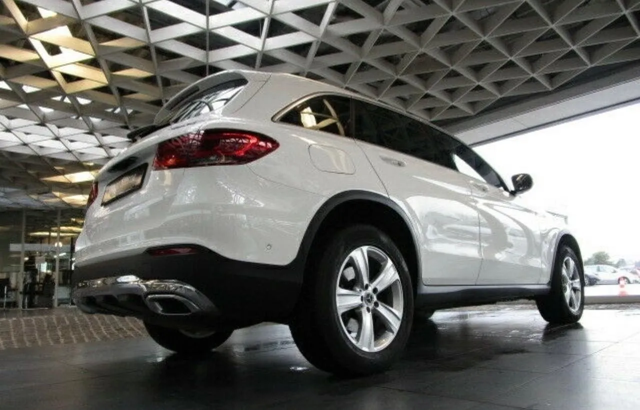 MERCEDES BENZ Classe GLC GLC 220 d 4Matic Business Image 4